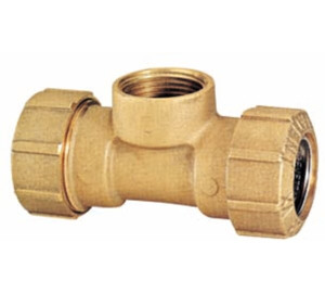 “T” triple female connector