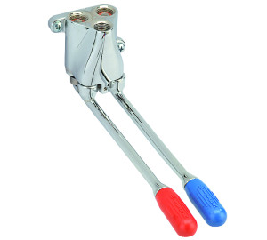 Vertical mixing pedal valve