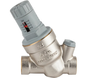 Membrane pressure reducing valve with filter