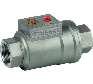 Pneumatic shuttle valve