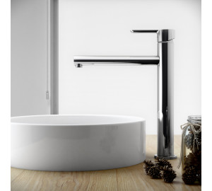 High single lever wash-basin mixer